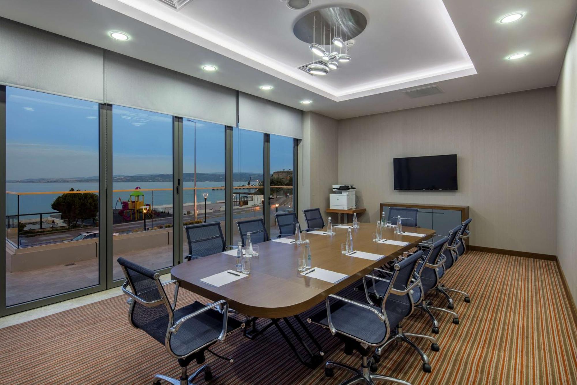 Hampton By Hilton Canakkale 겔리볼루 외부 사진