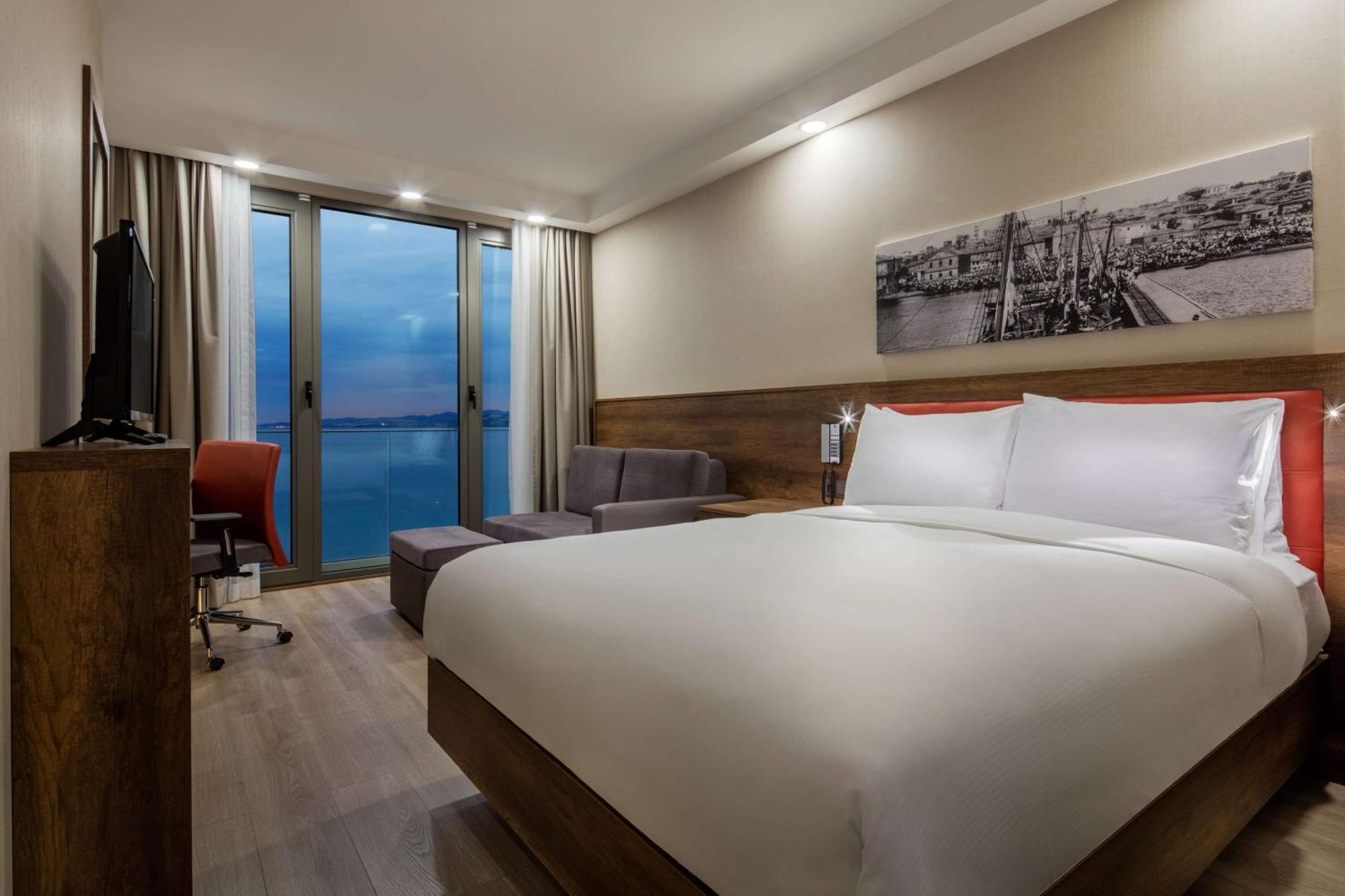 Hampton By Hilton Canakkale 겔리볼루 외부 사진